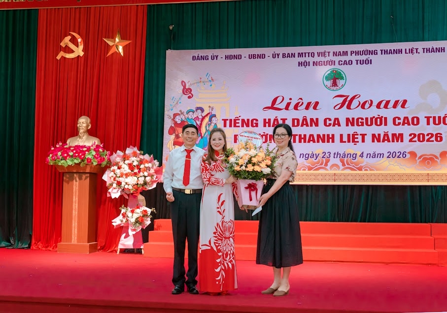 Ngân vang làn điệu dân ca người cao tuổi Thanh Liệt