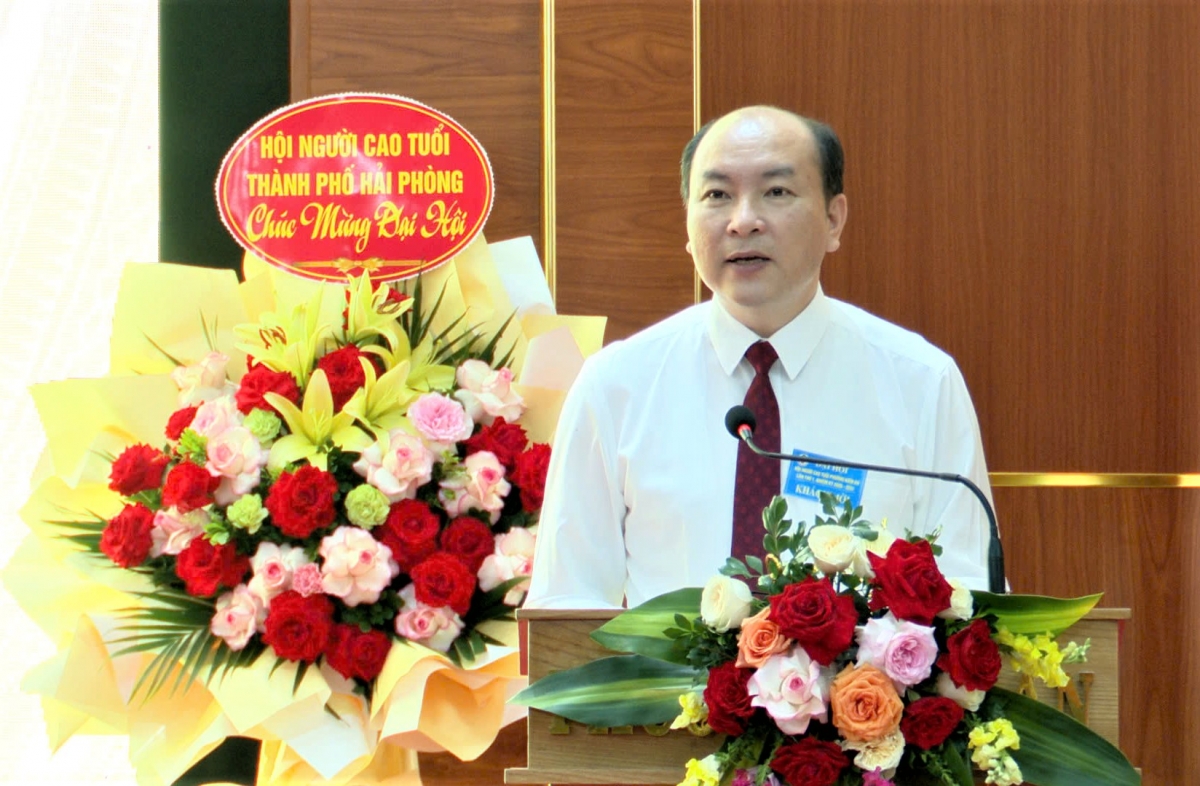 Ông Nguyễn Thiện Kim phát biểu