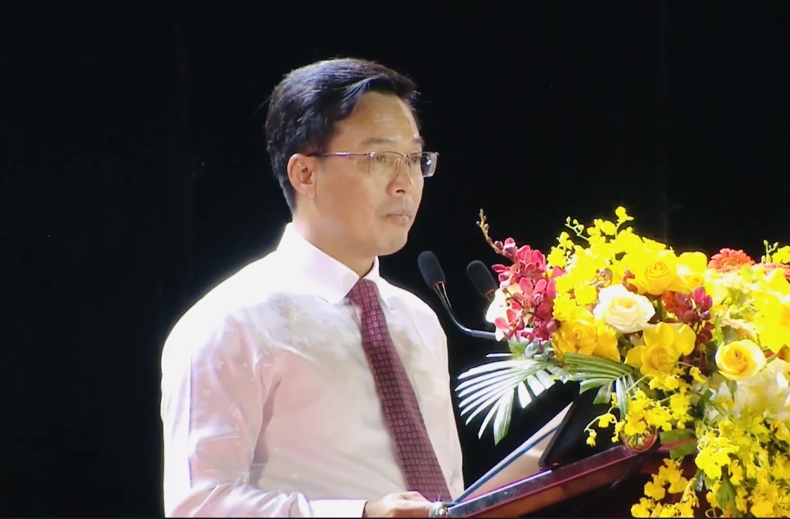 Đồng chí Đinh Văn Tuấn, Tỉnh ủy viên, Phó Chủ tịch UBND tỉnh Lâm Đồng phát biểu khai mạc