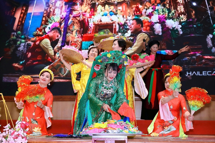 Già hóa dân số mở cơ hội cho du lịch y tế tại Hà Nội