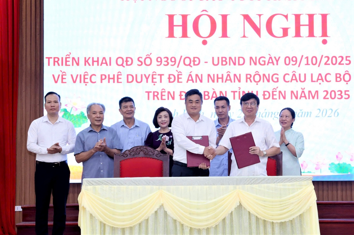 Hội NCT tỉnh Ninh Bình ký kết Chương trình phối hợp với Công ty CP Đầu tư Sức khỏe Cộng đồng hỗ trợ hoạt động các CLB LTHTGN