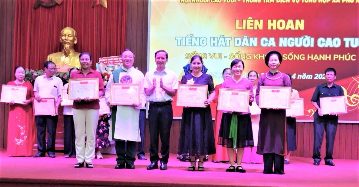 Về Phú Xuyên nghe người cao tuổi hát dân ca…