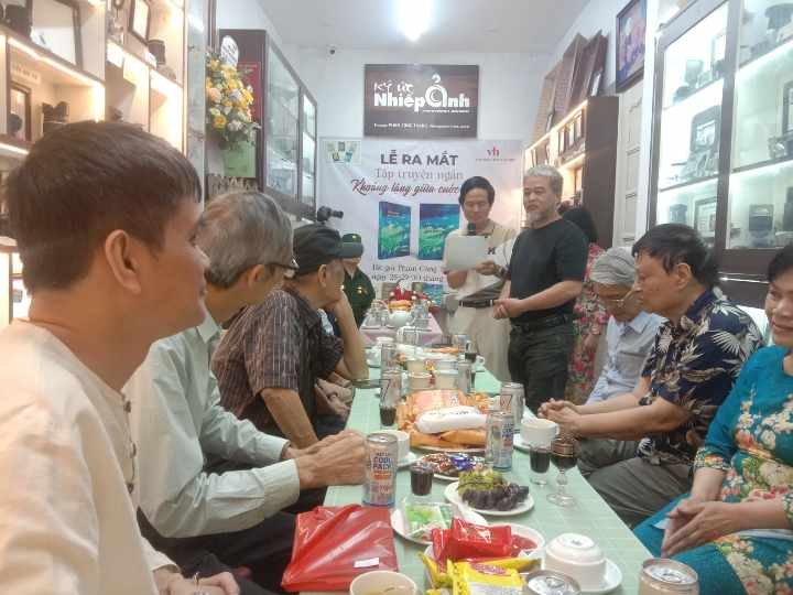 Món quà tri ân nhân ngày thống nhất non sông