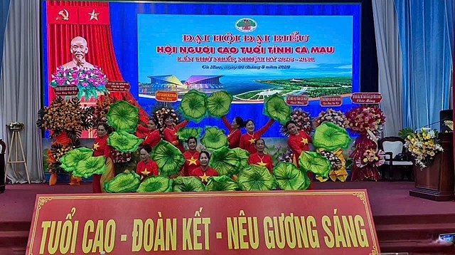 Văn nghệ tại Đại hội