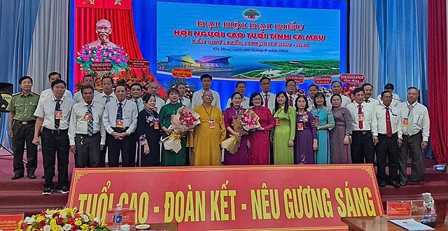 Ban Chấp hành Hội NCT tỉnh Cà Mau khóa I, nhiệm kỳ 2026–2031 ra mắt Đại hội.