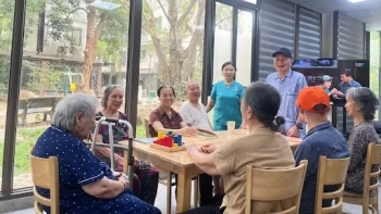 Đừng vội trách nhau