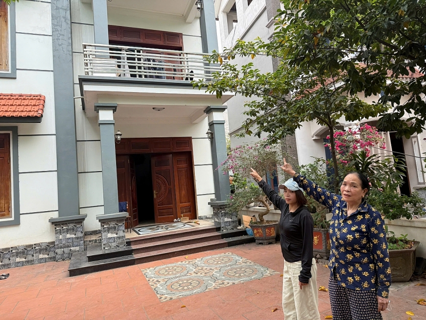  Ngôi nhà của ông Vũ, chị Tho xây dựng là tài sản chung tuy nhiên hiện nay anh Vũ đã bán nhưng không thực hiện trả nợ như đã thống nhất.