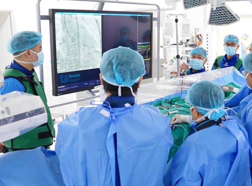 Ngừng tim sau 4 giờ đau ngực