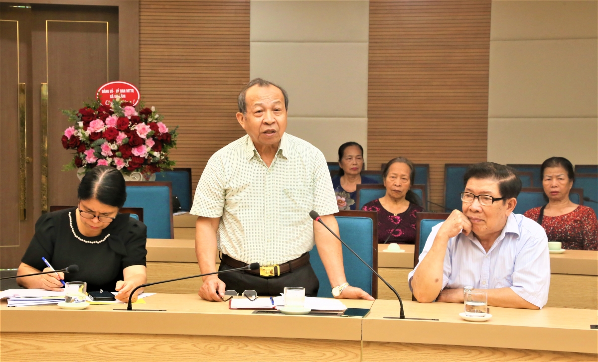 Ông Nguyễn Văn Lành phát biểu