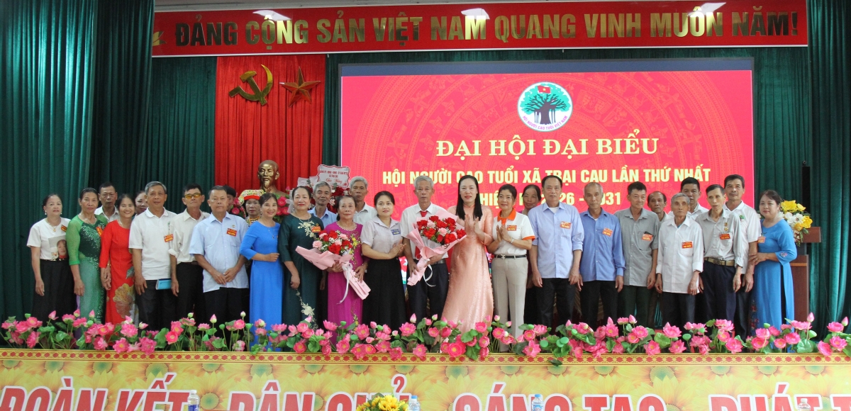 Người cao tuổi phát huy vai trò nòng cốt trong đời sống xã hội