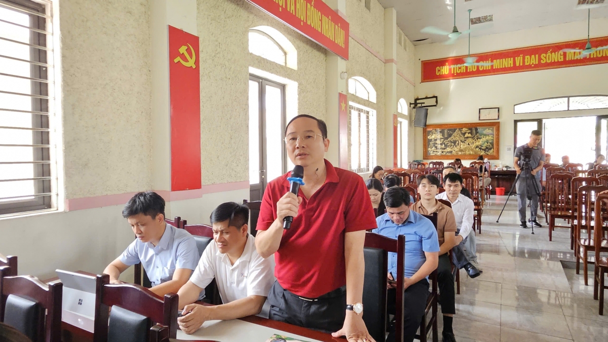 Ông Hoàng Bình Minh, Giám đốc Công ty Cổ phần Dịch vụ Ninh Bình 