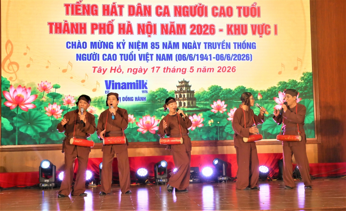 Một tiết mục tại Liên hoan