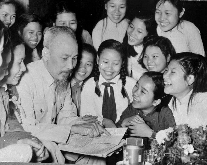 Đinh ninh thực hiện tâm nguyện Bác Hồ