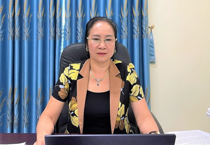 Bà Vũ Thị Huyền.