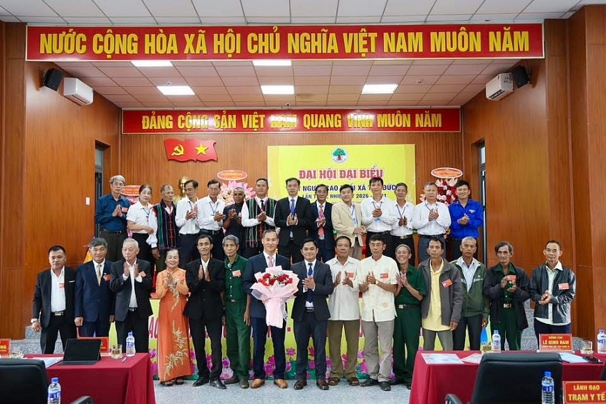 Hội Người cao tuổi xã Tuy Đức: Phát huy vai trò “Tuổi cao   Gương sáng” trong xây dựng Đảng, chính quyền