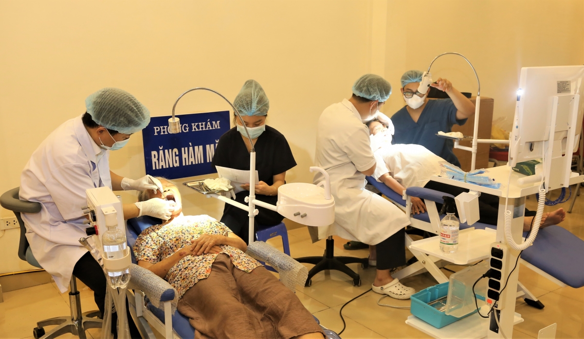 Khu vực khám răng - hàm - mặt