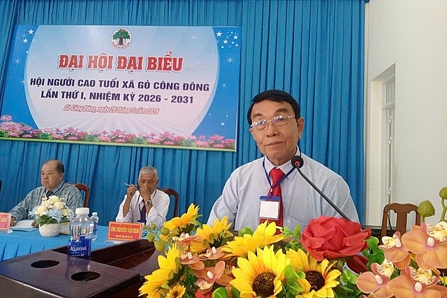 Ông Nguyễn Văn Lâm, Phó Chủ tịch Hội NCT tỉnh phát biểu tại Đại hội