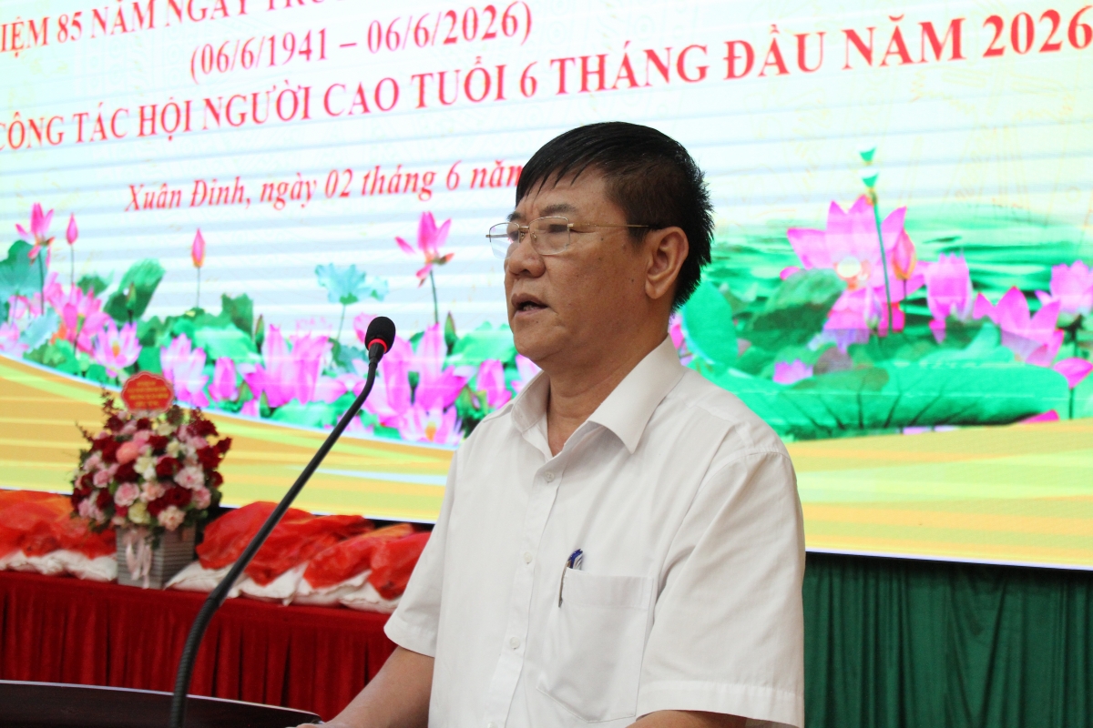 Ông Võ Anh Tuấn, Phó Chủ tịch Ủy ban MTTQ Việt Nam phường, Chủ tịch Hội CCB phường Xuân Đỉnh phát biểu