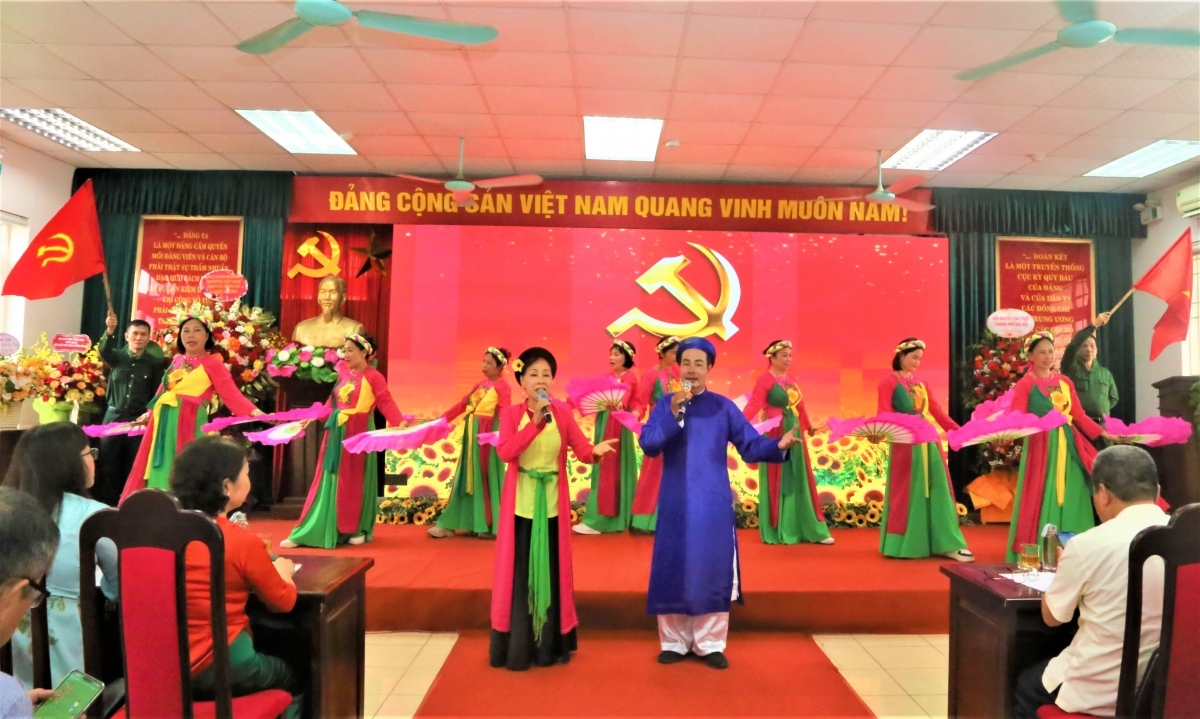 Hội NCT phường Hồng Hà: Chủ động, bài bản, tạo dấu ấn đầu nhiệm kỳ