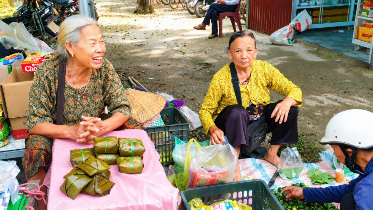 Bánh chưng, bánh răng bừa tự tay các bà làm 