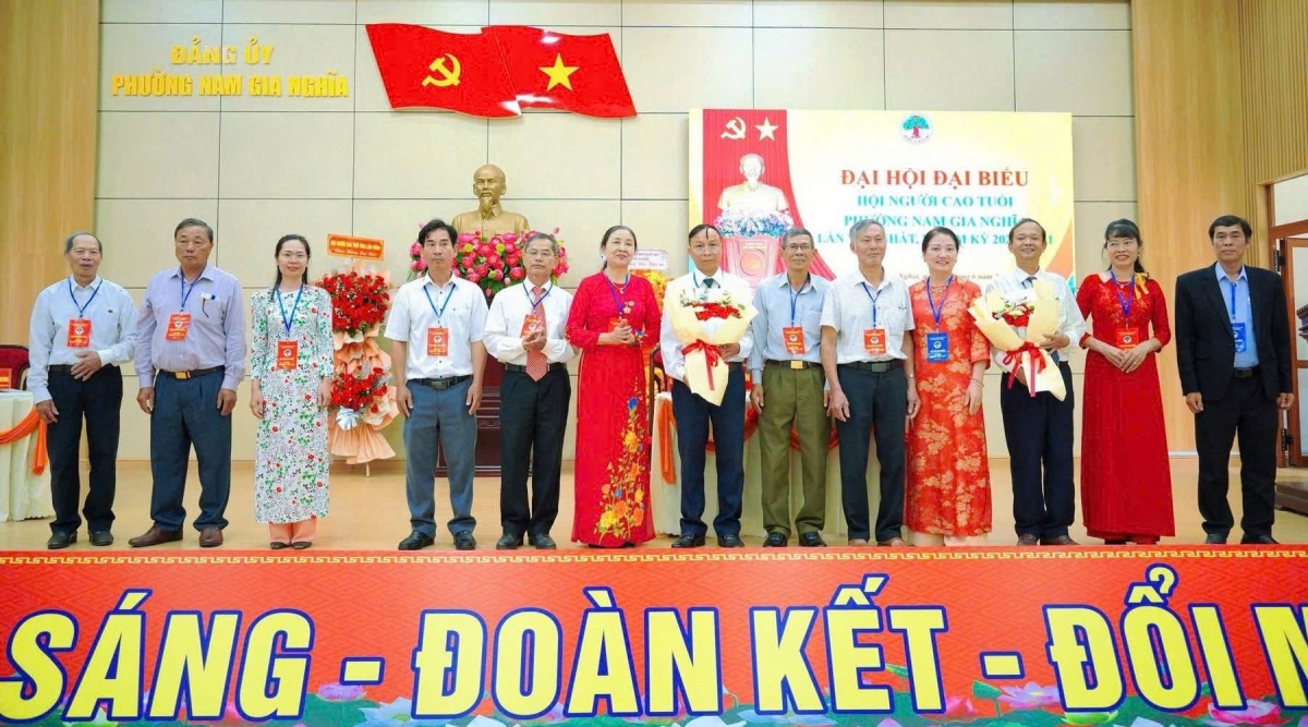 BCH Hội Người cao tuổi phường Nam Gia Nghĩa ra mắt Đại hội