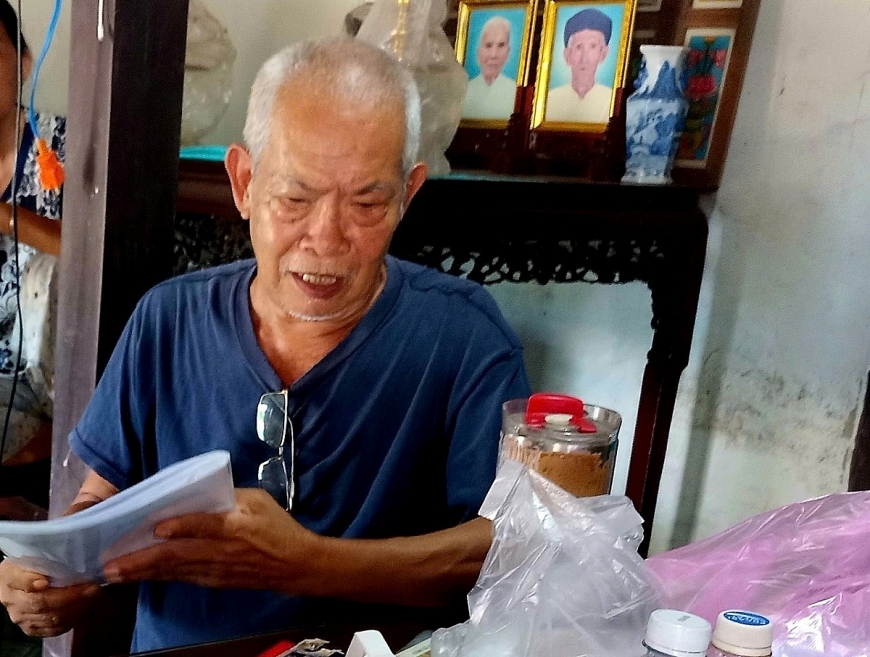 “Trên cùng tuyến đường nhưng chỉ cách 1 cây cầu ngắn mà giá đền bù chênh nhau đến hơn 1,7 triệu đồng/m2” - ông Nguyễn Văn Kiệt cho biết.