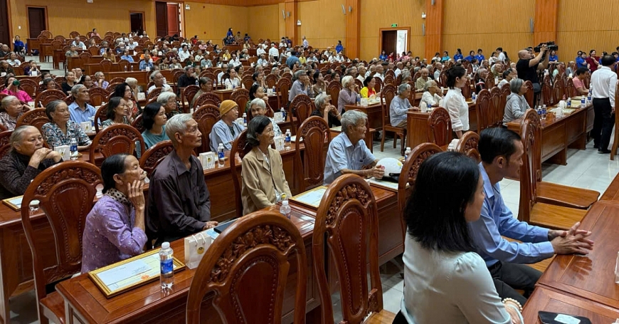 Quang cảnh chương trình họp mặt kỷ niệm 85 năm Ngày truyền thống Người cao tuổi Việt Nam và lễ chúc thọ, mừng thọ năm 2026
