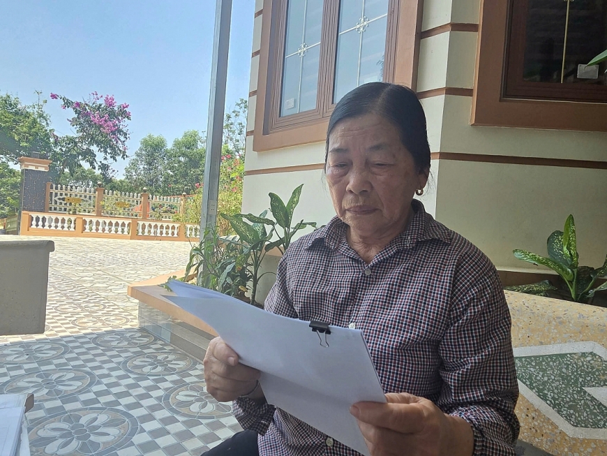 Bà Dương Thị Thường, 78 tuổi, ở xã Đông Thọ, tỉnh Tuyên Quang kiến nghị Viện KSND và TAND tỉnh Tuyên Quang cần xem xét lại vụ án “Trốn thuế” xảy ra ở xã Đông Thọ, mà con trai bà là bị cáo. 2. Luật sư Nguyễn Quang Tâm, Công ty Luật TNHH MTV Phúc Quang, Đoàn luật sư TP Hà Nội.
