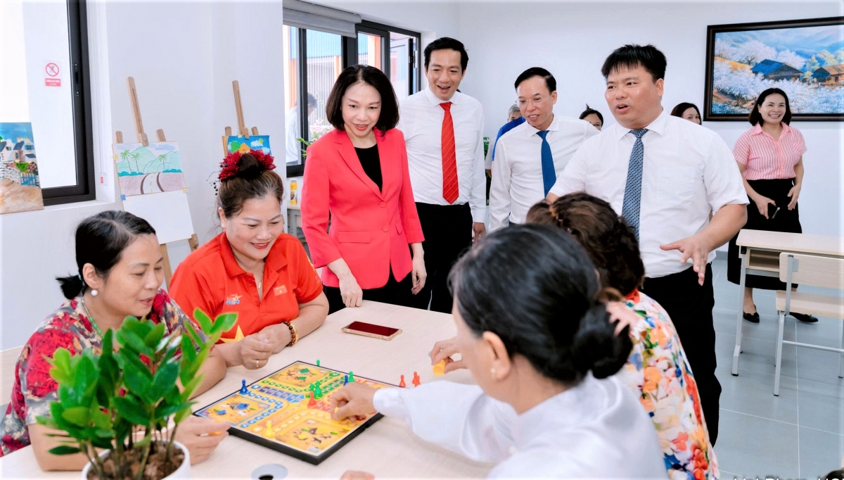 TP Hà Nội: Đưa chăm sóc sức khỏe NCT đến gần cộng đồng