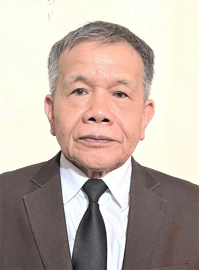 Ông Lò Mai Kiên