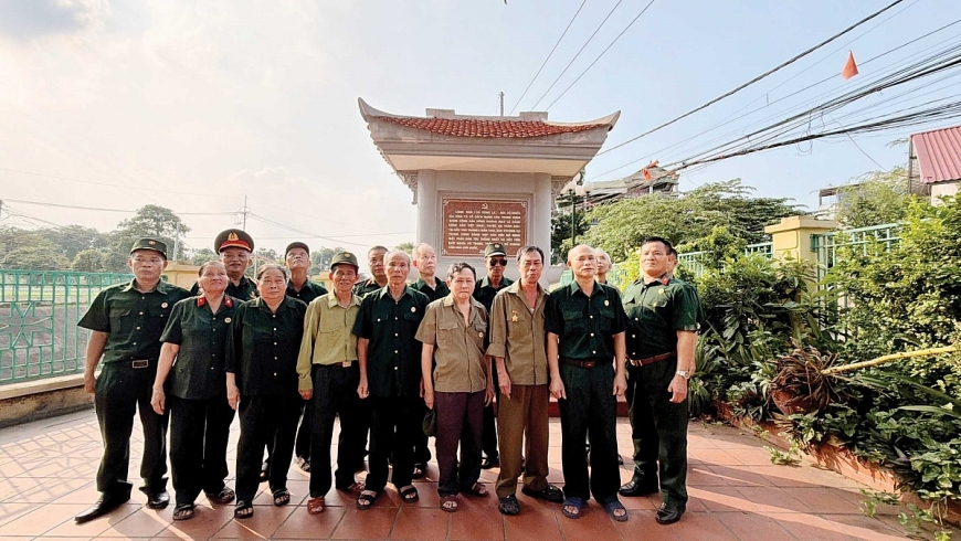 Làng Chài - Võng La: Nơi giữ mạch nguồn cách mạng bên bờ sông Hồng Làng Chài - Võng La: Nơi giữ mạch nguồn cách mạng bên bờ sông Hồng