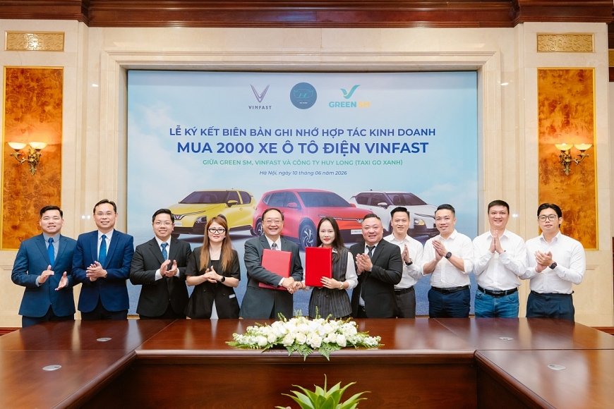 Công ty Huy Long hợp tác với Green SM đưa 2000 ô tô điện VinFast vào kinh doanh dịch vụ vận tải