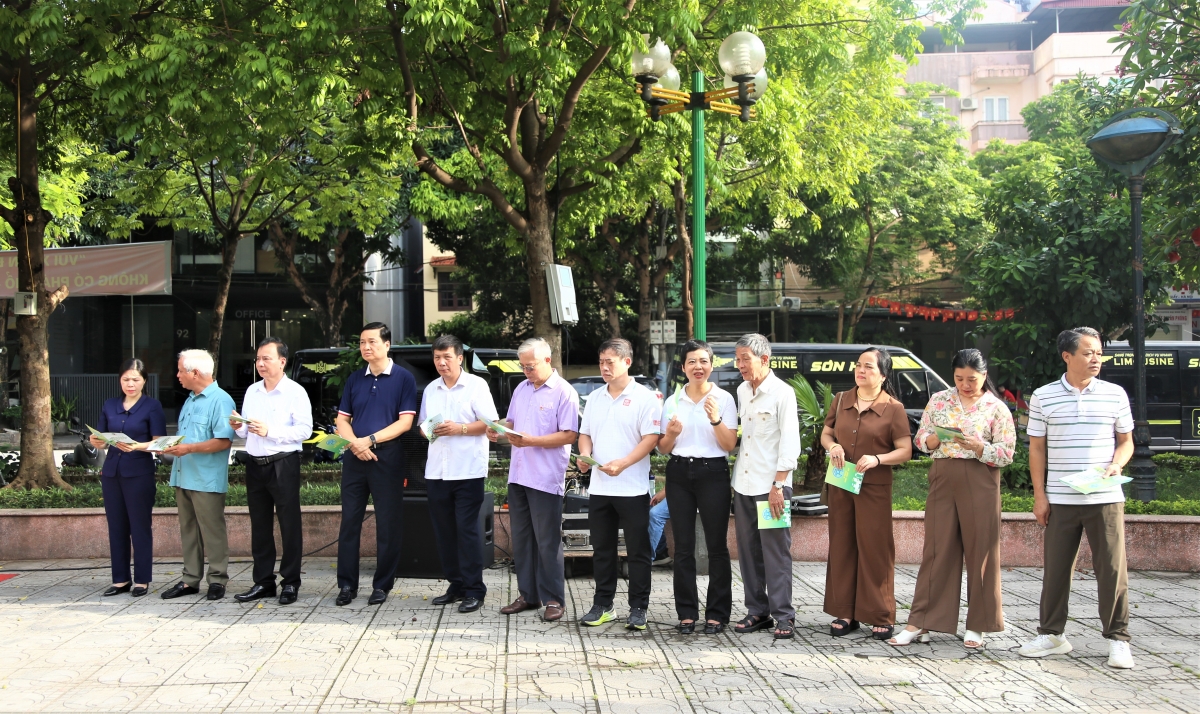 Người cao tuổi Thủ đô gương mẫu lan tỏa trách nhiệm bảo vệ môi trường