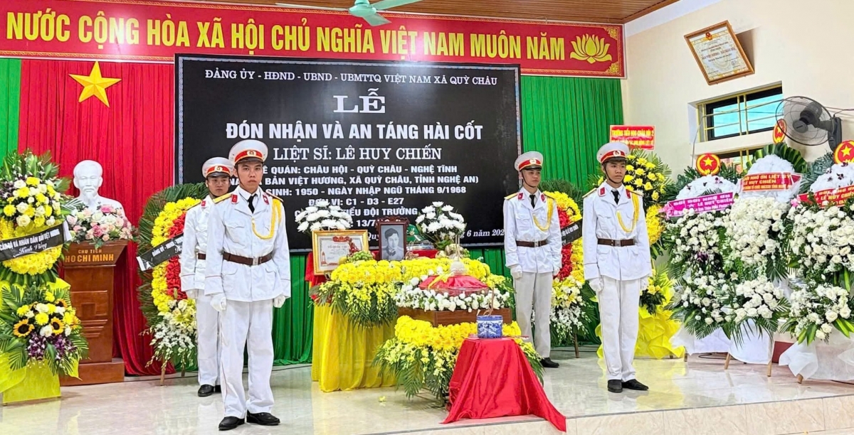 Một số hình ảnh tại buổi lễ liệt sĩ Lê Huy Chiến