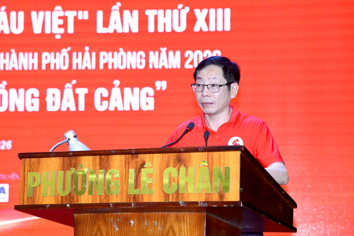 Phó Chủ tịch UBND thành phố Vũ Tiến Phụng phát biểu khai mạc
