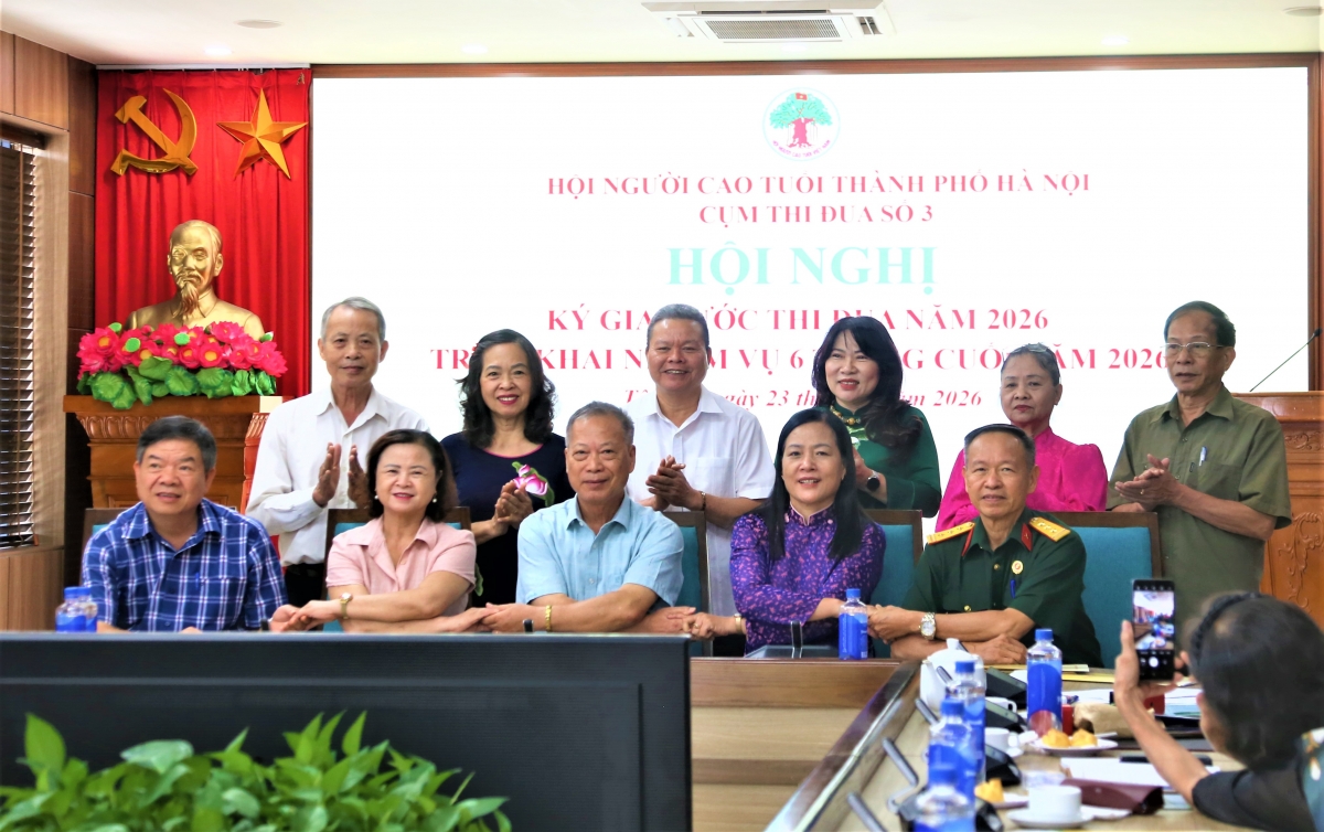 Hội NCT các phường ký kết giao ước thi đua