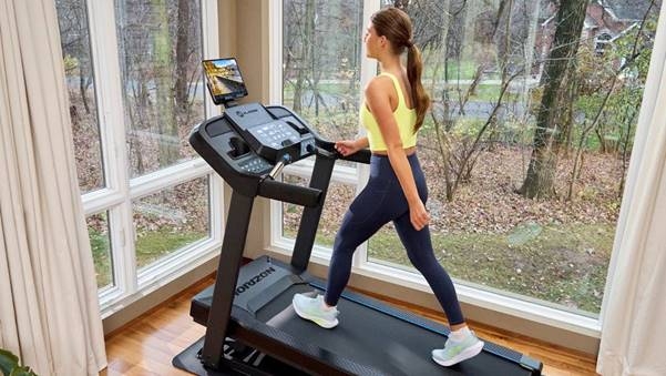 Sự đầu tư đúng đắn cho sức khỏe từ sớm là nền tảng cho một cuộc sống thảnh thơi, hạnh phúc