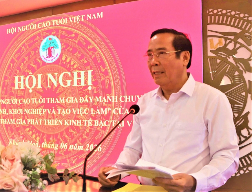 Chủ tịch Hội NCT Việt Nam Nguyễn Thanh Bình phát biểu khai mạc Hội nghị.