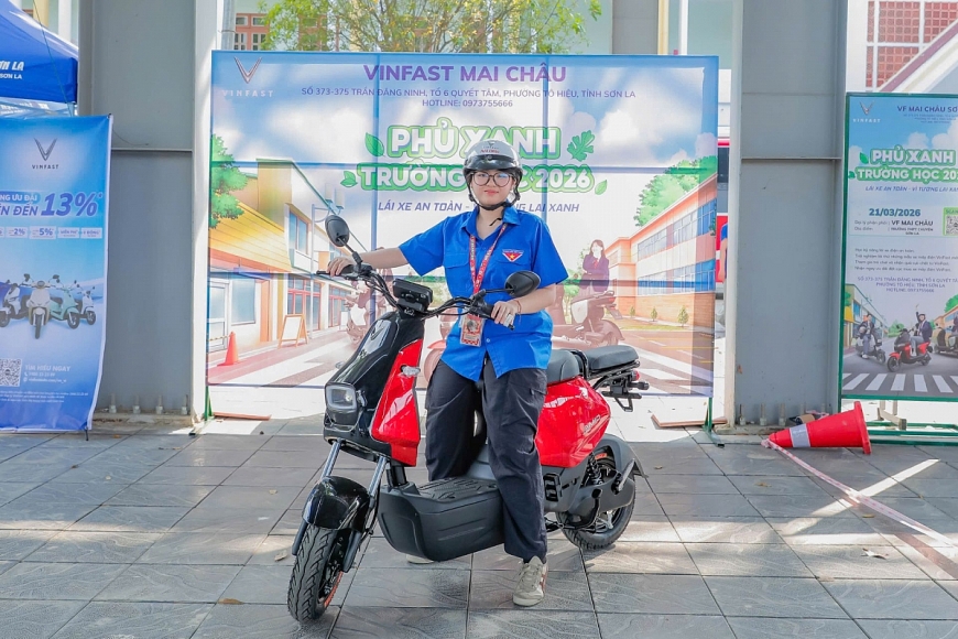 Giá từ 11,7 triệu đồng, thiết kế tích hợp bàn đạp: VinFast Amio “làm mưa làm gió” ở phân khúc xe máy điện học sinh
