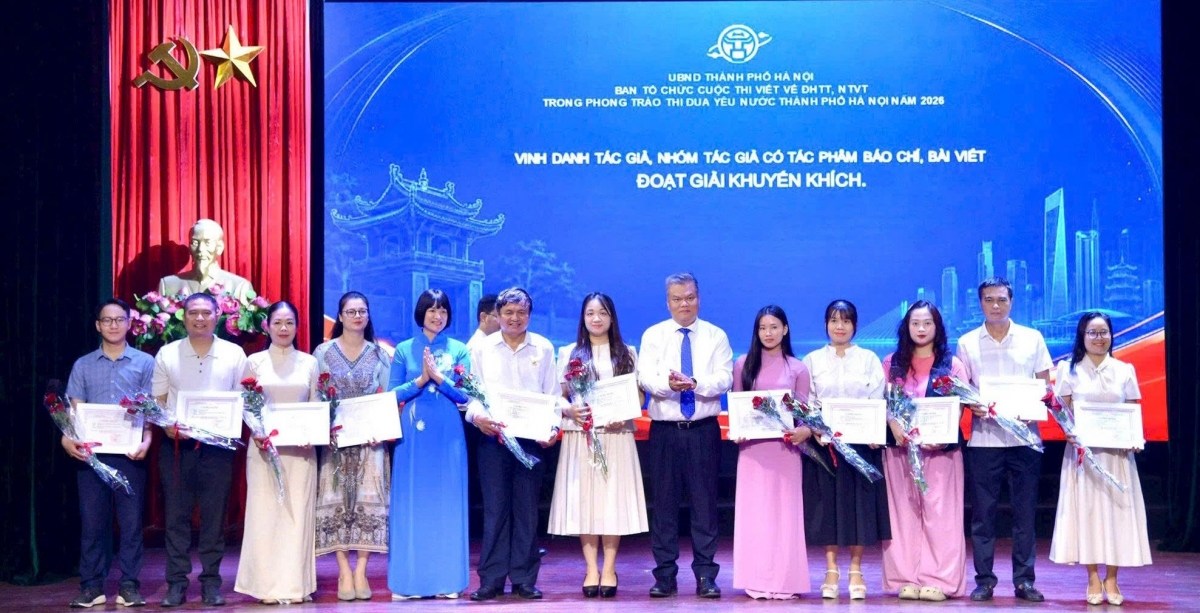 Tạp chí Người cao tuổi vinh dự được trao Giải Khuyến khích với tác phẩm báo chí “Ông bụt của những người khuyết tật” của nhà báo Phạm Trường Sang, phóng viên phòng Pháp luật – Bạn đọc. 