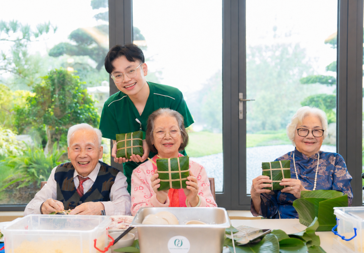 Đi tìm "liều thuốc" chữa lành nỗi cô đơn tuổi già tại Phương Đông Asahi