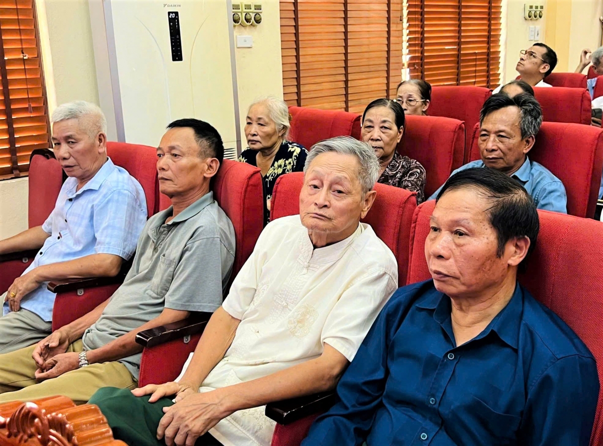 Các đại biểu tham dự chương trình
