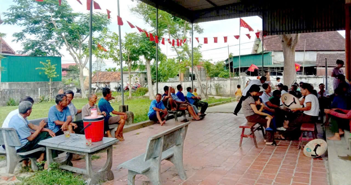 Chính quyền xã Đại Huệ còn lắng nghe ý kiến của cử tri tại nhà văn hóa xóm và đến tận từng hộ dân