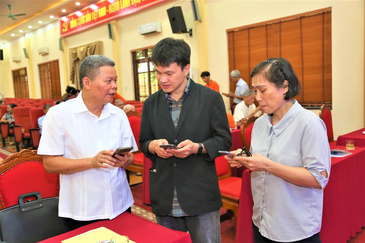 Hội Người cao tuổi thành phố Hà Nội đẩy mạnh tập huấn chuyển đổi số cho hội viên từ cơ sở Hội Người cao tuổi thành phố Hà Nội đẩy mạnh tập huấn chuyển đổi số cho hội viên từ cơ sở