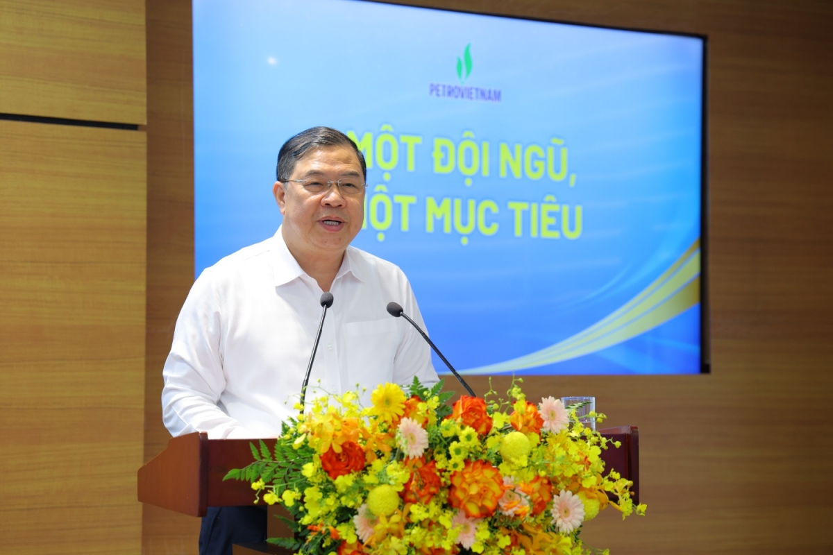 Phó Thủ tướng Thường trực Chính Phủ Phạm Gia Túc phát biểu tại hội nghị Phó Thủ tướng Thường trực Chính Phủ Phạm Gia Túc phát biểu tại hội nghị