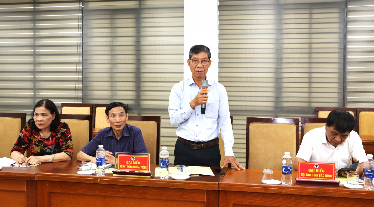 Ông Lê Văn Nhã, Chủ tịch Hội Người cao tuổi TP Hải Phòng phát biểu Ông Lê Văn Nhã, Chủ tịch Hội Người cao tuổi TP Hải Phòng phát biểu
