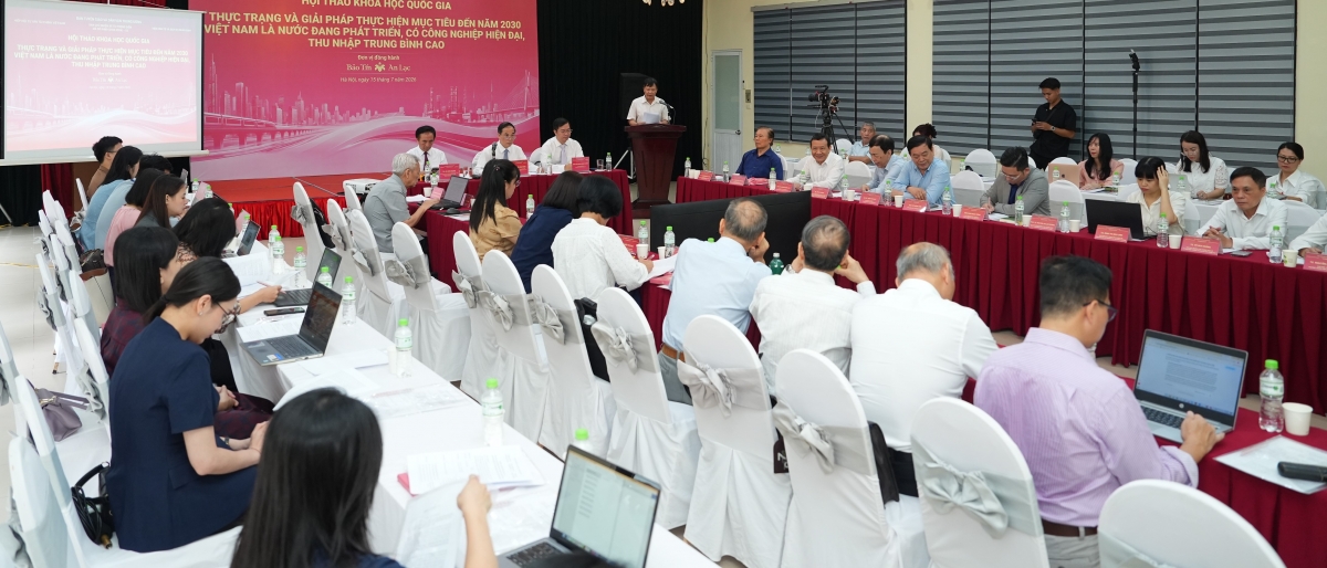 Hiến kế để Việt Nam trở thành nước thu nhập trung bình cao vào năm 2030