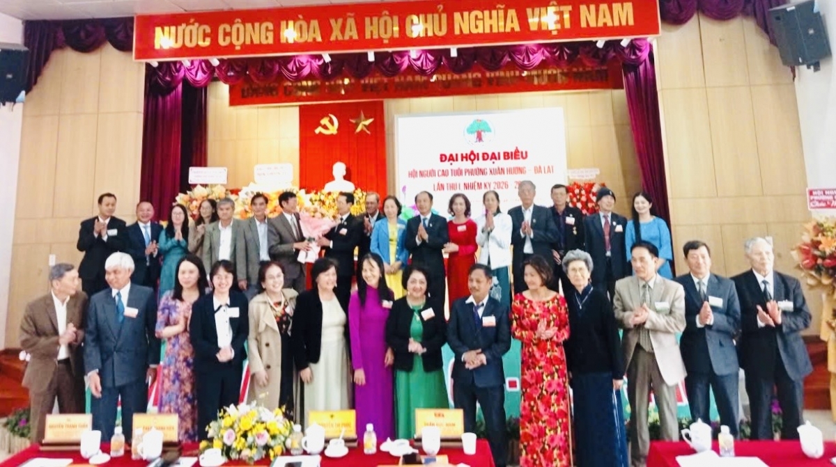 BCH Hội Người cao tuổi nhiệm kỳ mới ra mắt Đại hội BCH Hội Người cao tuổi nhiệm kỳ mới ra mắt Đại hội