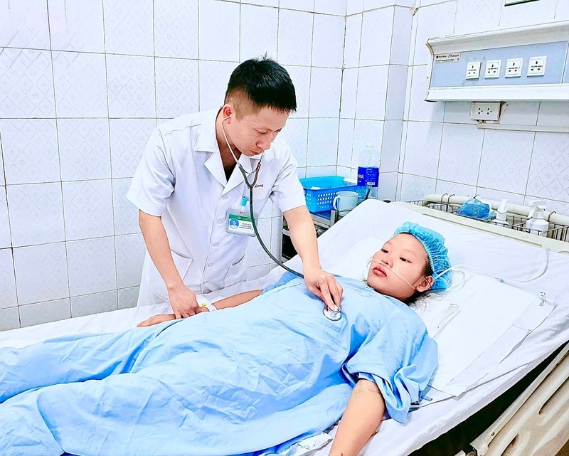 Cứu sống sản phụ suy hô hấp nguy kịch
