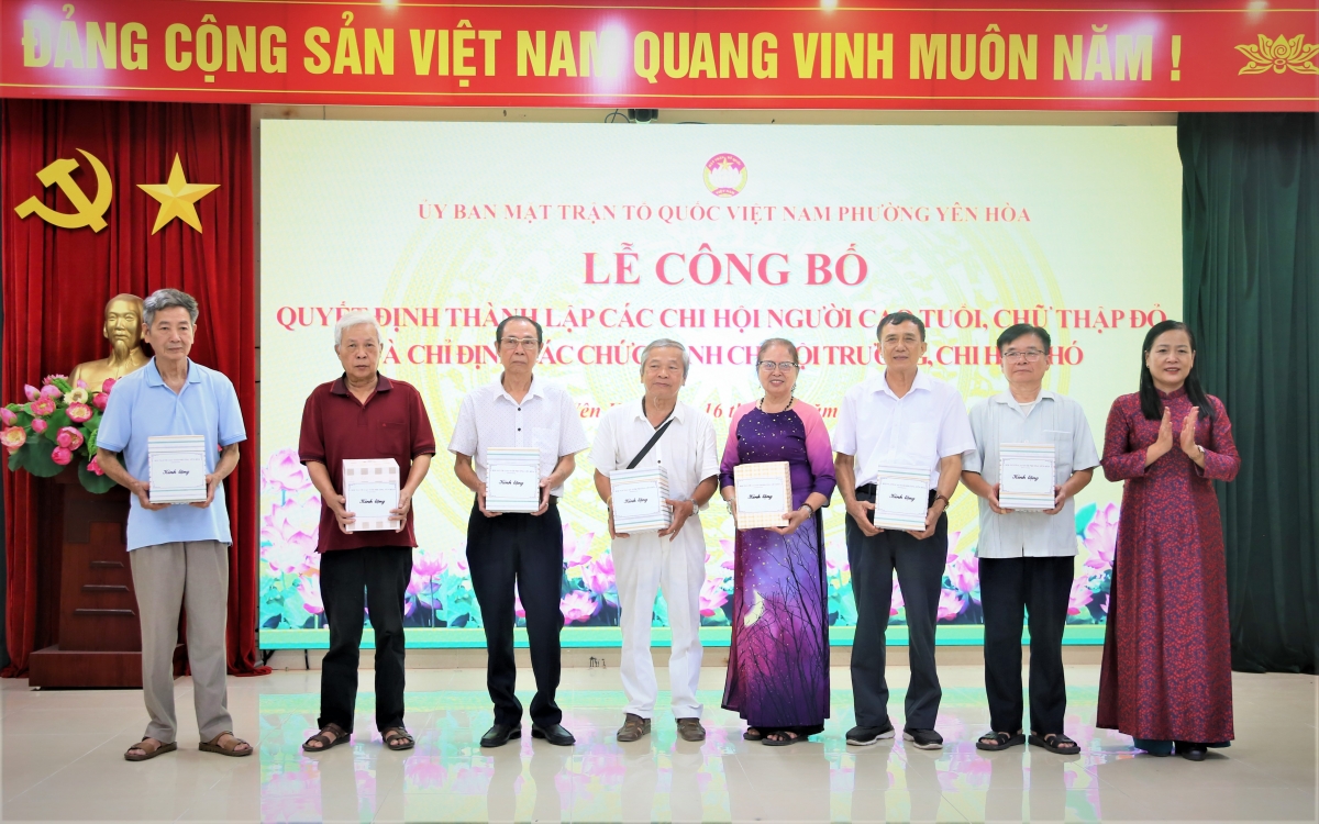 Yên Hòa kiện toàn tổ chức Chi hội Người cao tuổi, Chi hội Chữ thập đỏ sau sáp nhập tổ dân phố